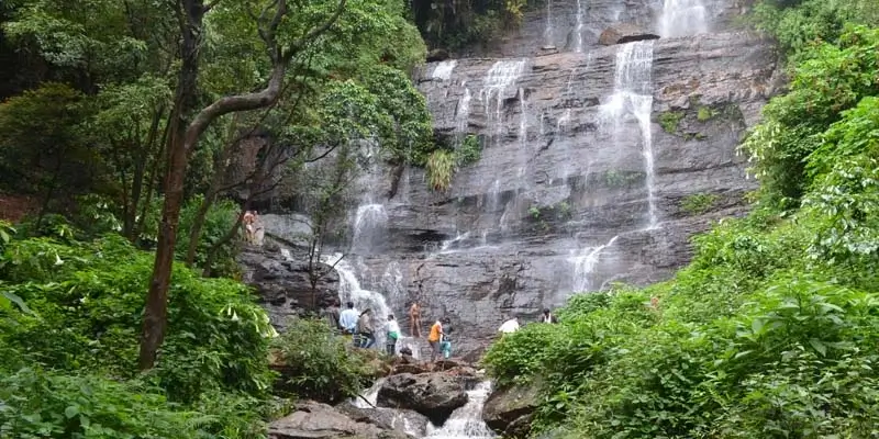 Waterfall Rappelling and Canyoning